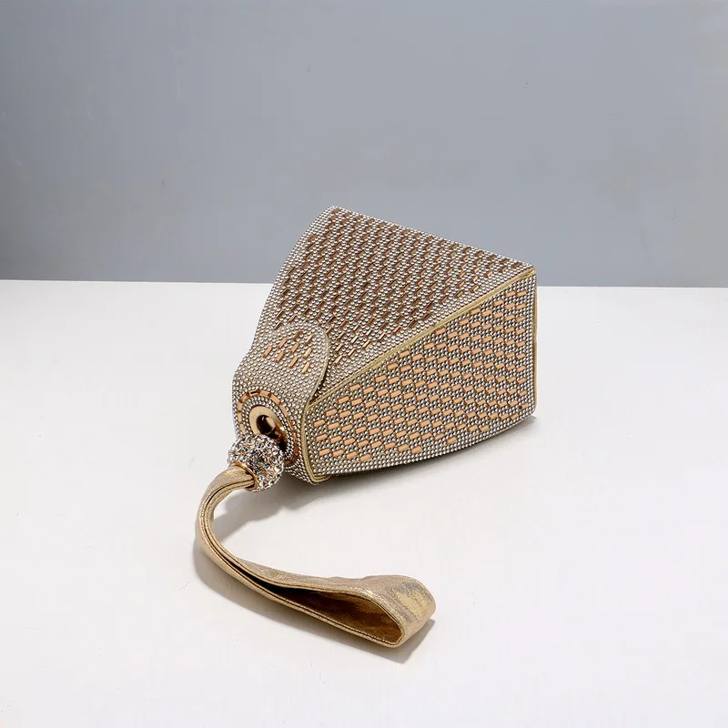 Steentjes Luxe Avondtassen Voo - Luxury Bags Pyramid recensie en prijs