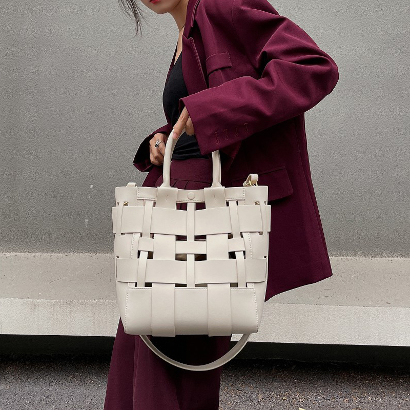 Aangepaste initialen lederen t - Luxury Bags Reseller recensie en prijs
